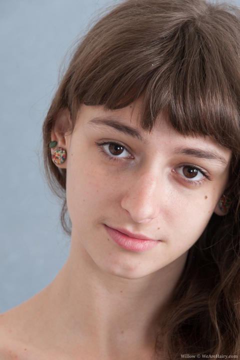 Willow Hayes - Do You Like Your Babes Hairy, Then Say Hello To Willow Hayes! - photo 1 of 1