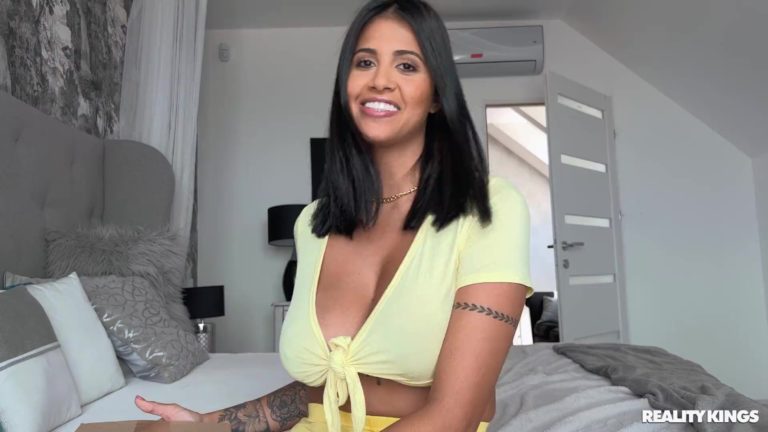 Amirah Adara - Amirah Adara And Yorgelis Carrillo Lesbian Sex Pictures! - photo 1 of 1