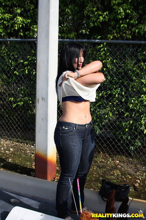 Carmen De Luz - Carmen De Luz Doing Some Public Nudity For “Money Talks”! - photo 1 of 1