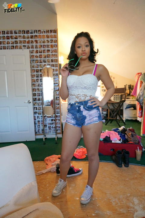 Karissa Kane - Come Check Out Karissa Kane Behind The Scenes At Teenfidelity! - photo 10 of 21