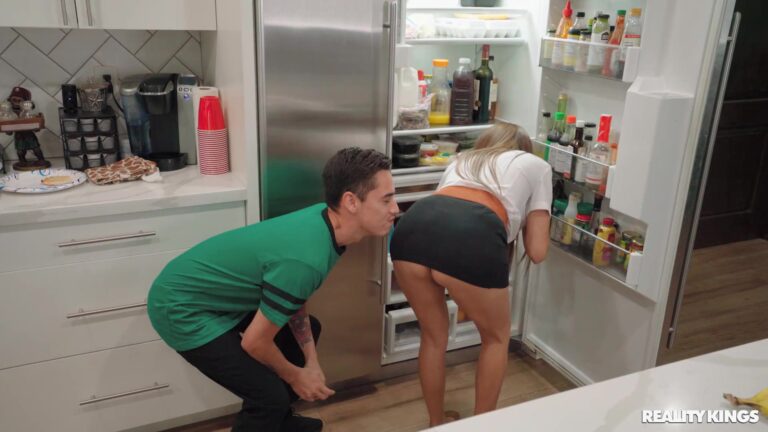 Pristine Edge - Pristine Edge And Juan Loco In A Hot Wife Sex Set! - photo 1 of 1