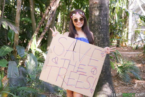 Jaye Austin - Jaye Austin Is A Tree Hugging Cock Lover! - photo 1 of 1
