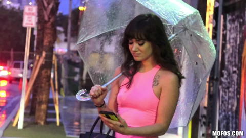 Gia Paige - Gia Paige Sucking And Fucking In An SUV! - photo 1 of 24
