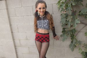 Holly Hendrix in “Squirting Holly’s Savage Anal Date”