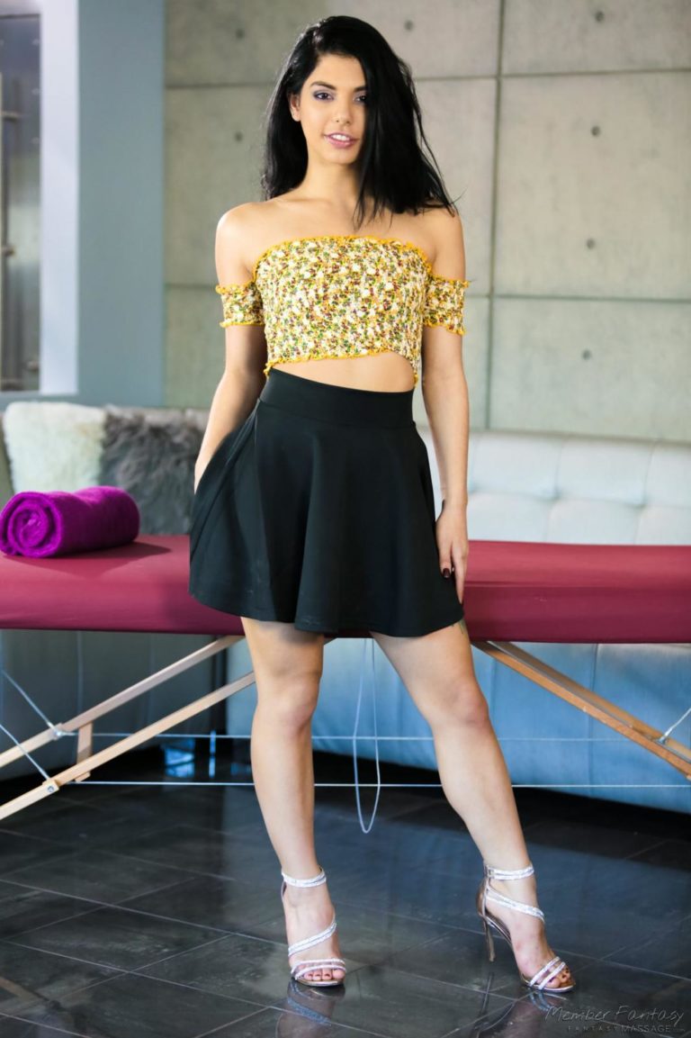 Gina Valentina - Gina Valentina in “Private Massage” - photo 1 of 1