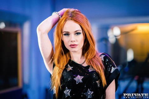 Ella Hughes - Ella Hughes Ends Up With A Load Of Cum On Her Pussy! - photo 1 of 12