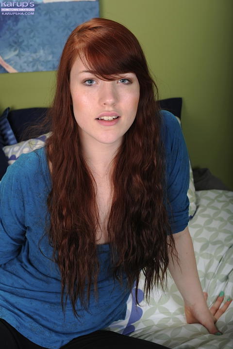Gwen Stark - Gwen Stark Gets All Nude For Karups Hometown Amateurs! - photo 10 of 12