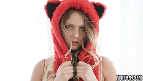 Lilly Sapphire - Lilly Sapphire In Her Bear Suit Sucking And Fucking! - photo 1 of 1