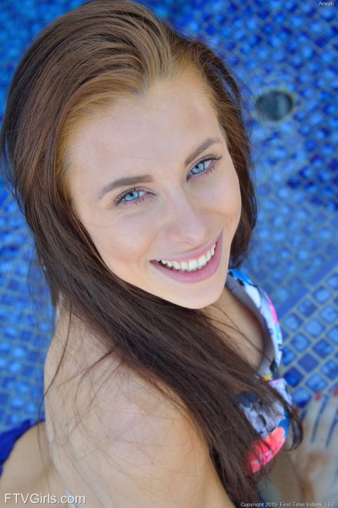 Anya Olsen - Anya Olsen All Wet In A String Bikini! - photo 7 of 16
