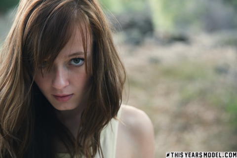 This Years Model - Ellie Jane Is Back Naked In California! - photo 1 of 1