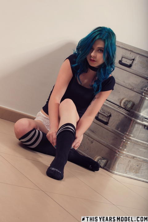 This Years Model - Say Hello To Ivy Blue Over And Over Again! - photo 9 of 15