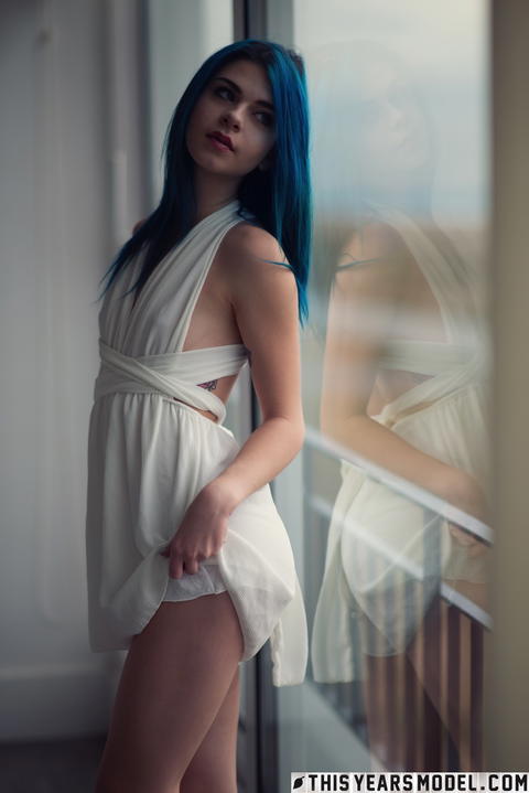 This Years Model - Ivy Blue Nude And Very Damn Sexy! - photo 1 of 1