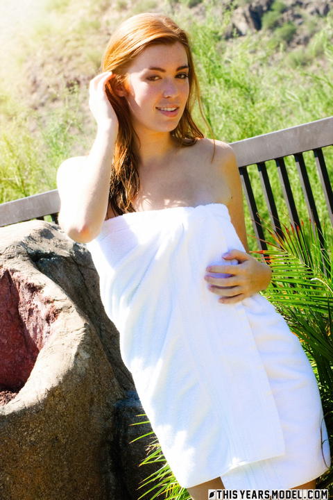 This Years Model - Dannie Summers Loves The Water! - photo 1 of 1