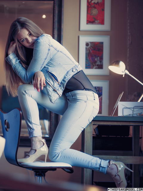 This Years Model - Lana Lea Wants To Be Your Girlfriend! - photo 1 of 1