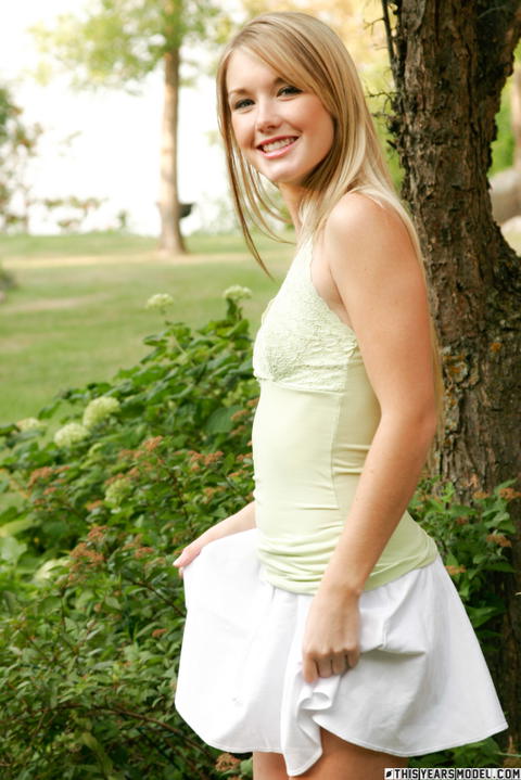 This Years Model - Jewel Gets Nude By The Cabin! - photo 1 of 1