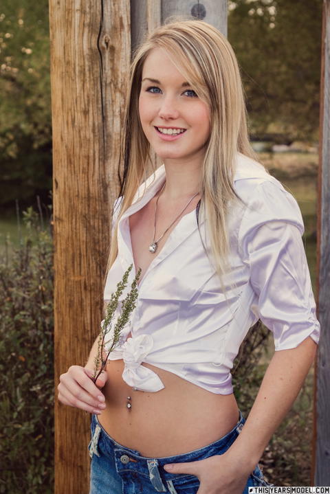 This Years Model - Jewel Is Back In A Mini Skirt And Thong Outdoors! - photo 1 of 1