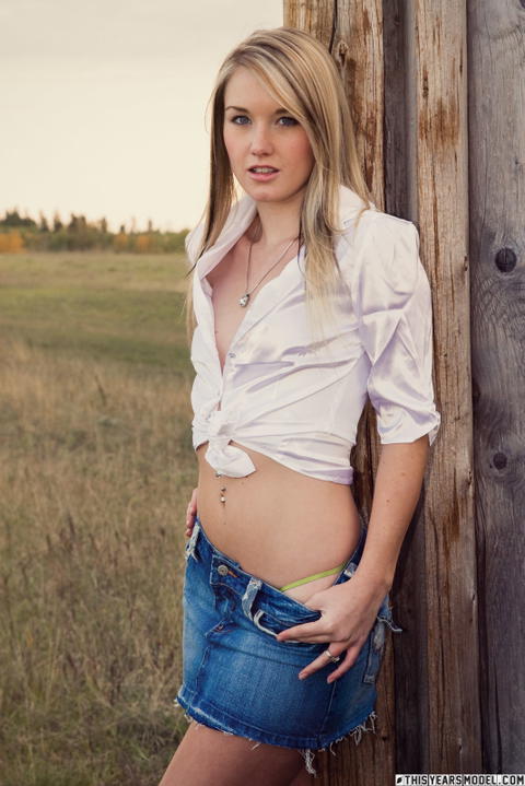 This Years Model - Jewel Is Back In A Mini Skirt And Thong Outdoors! - photo 7 of 10