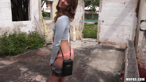 Kera Nicole Lynn - Kera Nicole Lynn Bent Over For A Fuck In A Back Alley! - photo 12 of 26