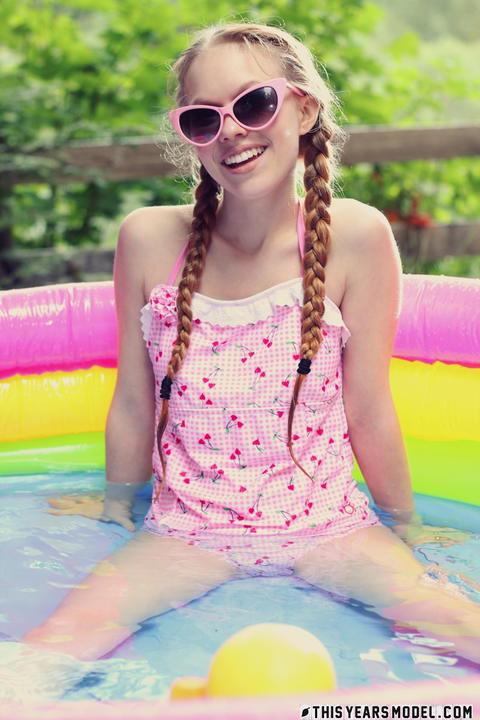 Dolly Little - Dolly Little Cooling Off In A Little Pool! - photo 1 of 1