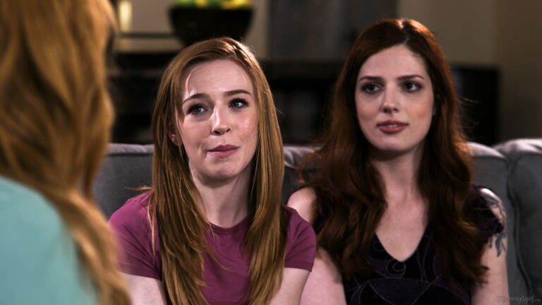 Lauren Phillips - Lauren Phillips Teaches Scarlett Mae And Madi Collins Lesbian Sex! - photo 1 of 1