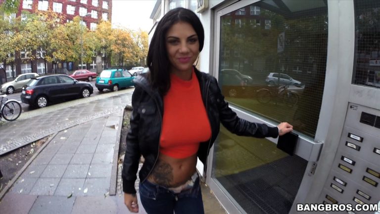 Bonnie Rotten - Bonnie Rotten Getting Slutty On A Stairwell And Then A Balcony! - photo 1 of 1