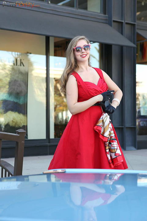 Lena Paul - Lena Paul Behind The Scenes Pictures From Pornfidelity! - photo 13 of 16