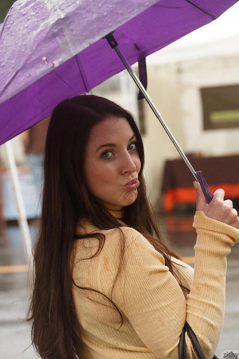 Angela White - Angela White Teasing Pictures While Out In The Rain! - photo 1 of 1