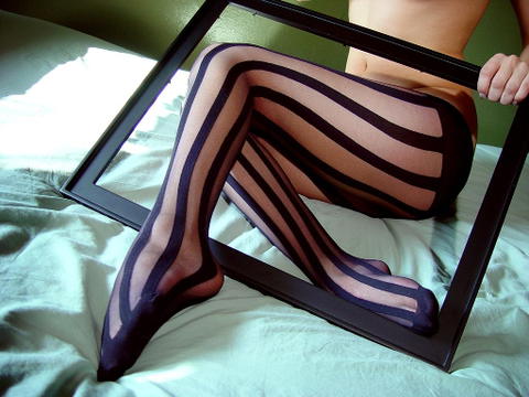 Jezebelle Bond - Jezebelle Bond Frames That Fine Body Of Hers! - photo 4 of 24