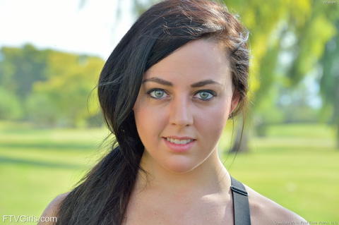 Whitney Wright - Whitney Wright Public Nudity Pictures! - photo 10 of 16