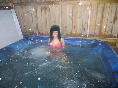 Val Dodds - Val Dodds Warming Up In A Hot Tub! - photo 1 of 16