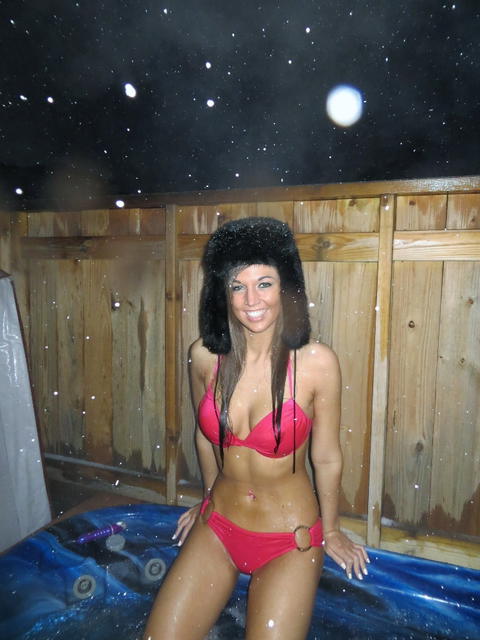 Val Dodds - Val Dodds Warming Up In A Hot Tub! - photo 1 of 1