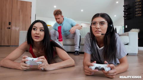 Eliza Ibarra - Eliza Ibarra Is Fucking Her Girlfriends Man! - photo 1 of 1