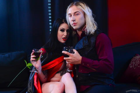 Ophelia Rain - Ophelia Rain Takes A Fucking As A Vampire! - photo 1 of 1
