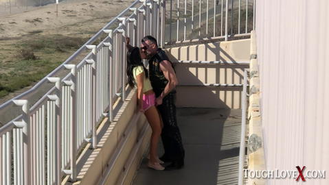 Emily Willis - Emily Willis Goes From The Park To His Bedroom For A Fucking! - photo 13 of 20
