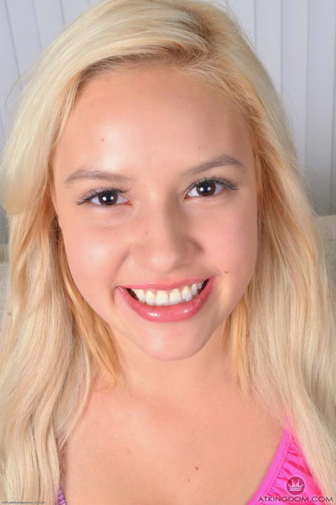 Kylie Page - Kylie Page All Nude And Spread Open! - photo 1 of 1
