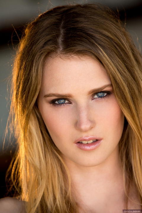 Ashley Lane - Ashley Lane Back In LA Shooting For Digital Desire! - photo 12 of 16