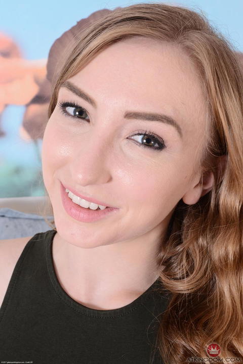 Gracie Green - Gracie Green Hikes Up Her Dress And Shows You Her Camo Panties! - photo 1 of 1