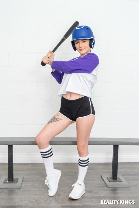 Rosalyn Sphinx - Rosalyn Sphinx Cleans Up Nicky And Fucks Ricky Johnson! - photo 1 of 1