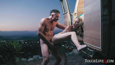 Chloe Cherry - Chloe Cherry Getting Fucked In The Hollywood Hills! - photo 13 of 20