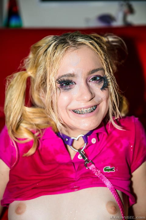 Anastasia Knight - Anastasia Knight Spread And With Cum On Her Face! - photo 1 of 1