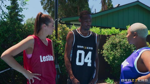 Bella Rolland - Bella Rolland With Thick Ass Daphne In A Threesome With Hollywood Cash! - photo 1 of 1