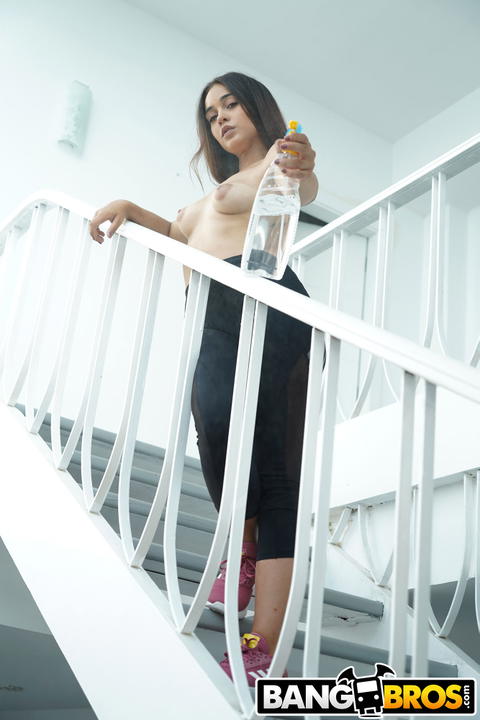 Ginebra Bellucci - Ginebra Bellucci Is A Maid That Loves Anal! - photo 1 of 1