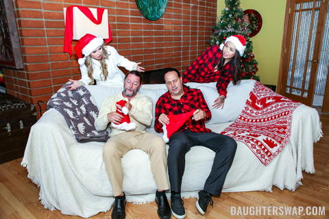 Aria Lee - Daughter Swap Christmas Sex With Aria Banks And Asia Lee! - photo 6 of 24