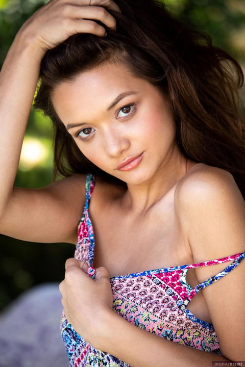 Alex De La Flor - Alex De La Flor Back In LA Getting But Ass Naked! - photo 1 of 1